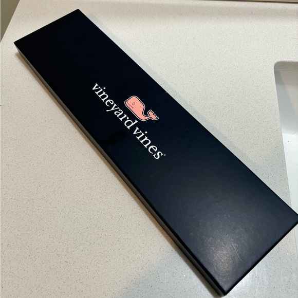 Vineyard Vines - Men’s Silk Tie - Picture 4 of 4